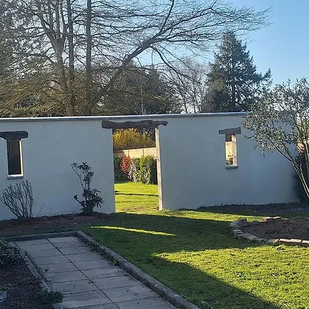 Holiday home Piscine Jacuzzi Et Petanque Laille